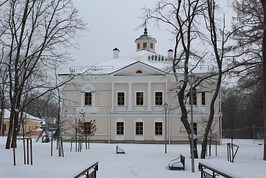 Дача графини А. А. Орловой-Чесменской. Дом главный (1-ая половина XIX в.)